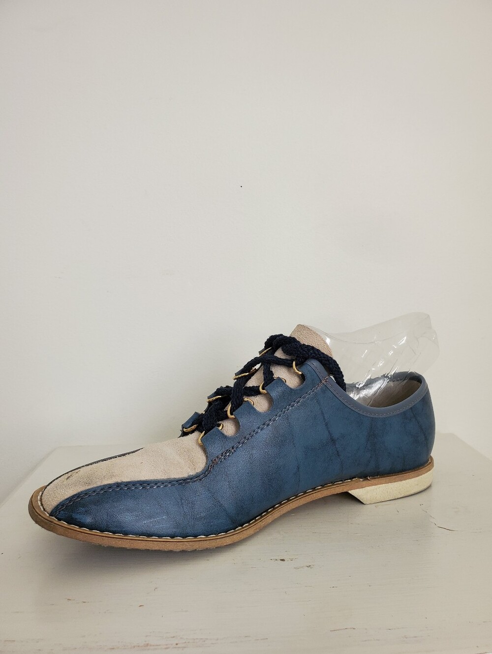 70s Vintage Suede & Vinyl Bowling Shoes Size 7.5